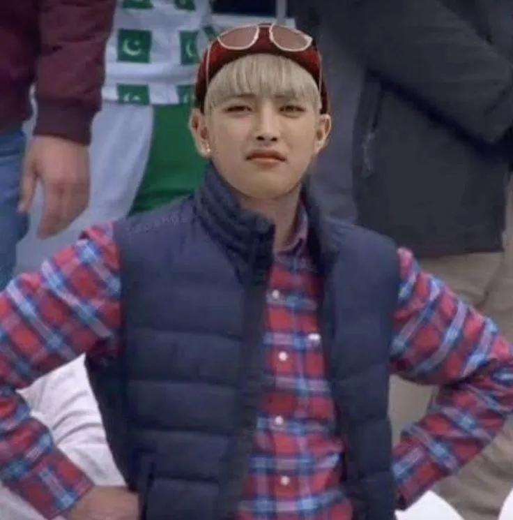 meme chống nạnh