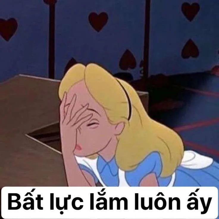 Meme mếu máo khóc lóc