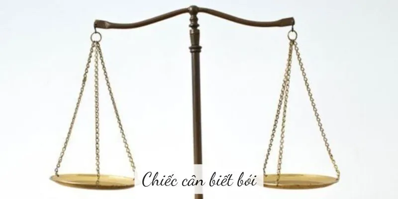 Chiếc cân biết bói