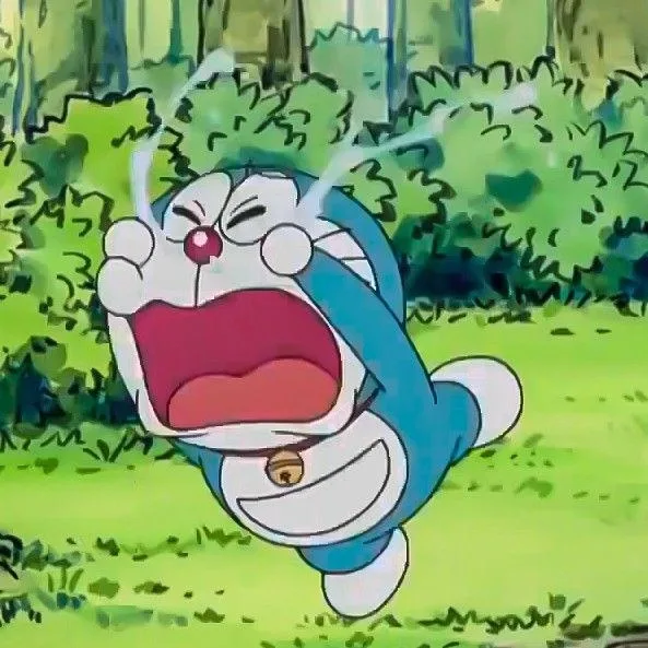 meme doraemon khóc