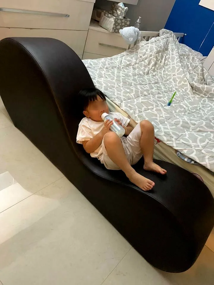 ảnh meme ghế tình yêu