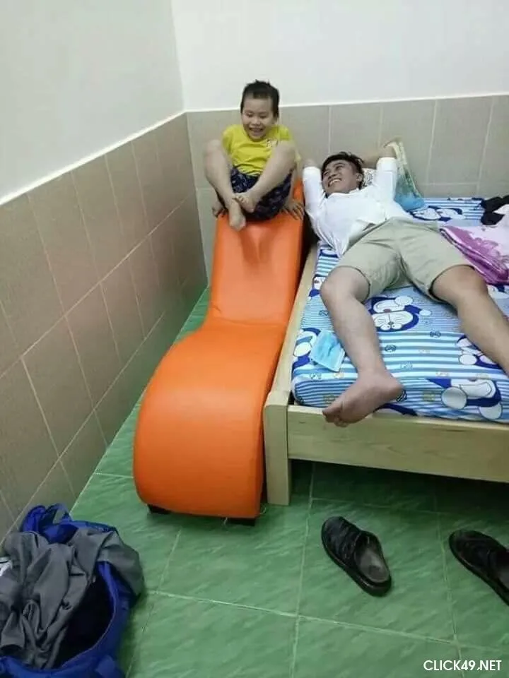 ảnh meme ghế tình yêu