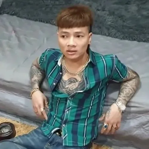 khá bảnh meme trái tim