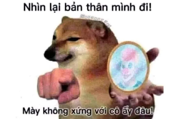 meme chỉ tay vào mặt