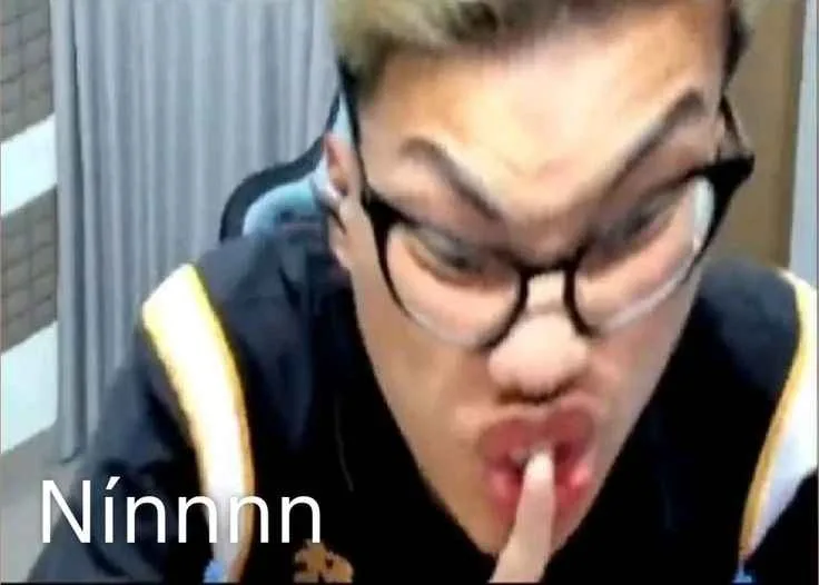 meme chửi nhau