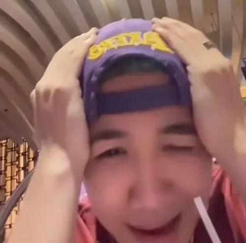 meme hoảng hốt