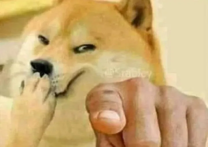 meme nhếch mép