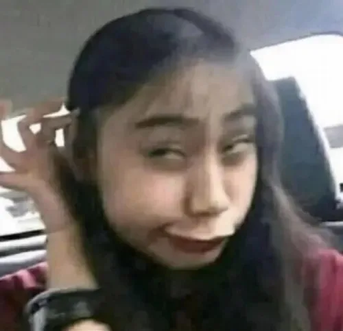 meme nhếch mép