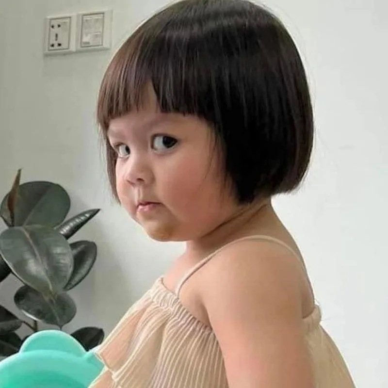 meme lườm cute