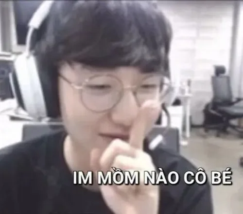 meme suỵt
