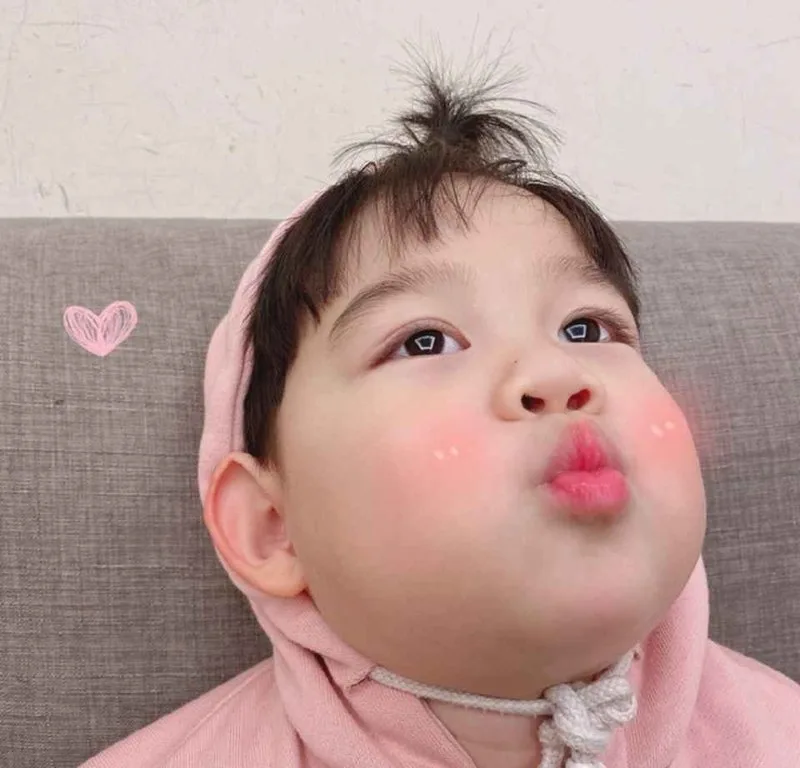 meme bắn tim