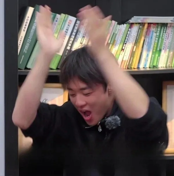 meme vỗ tay