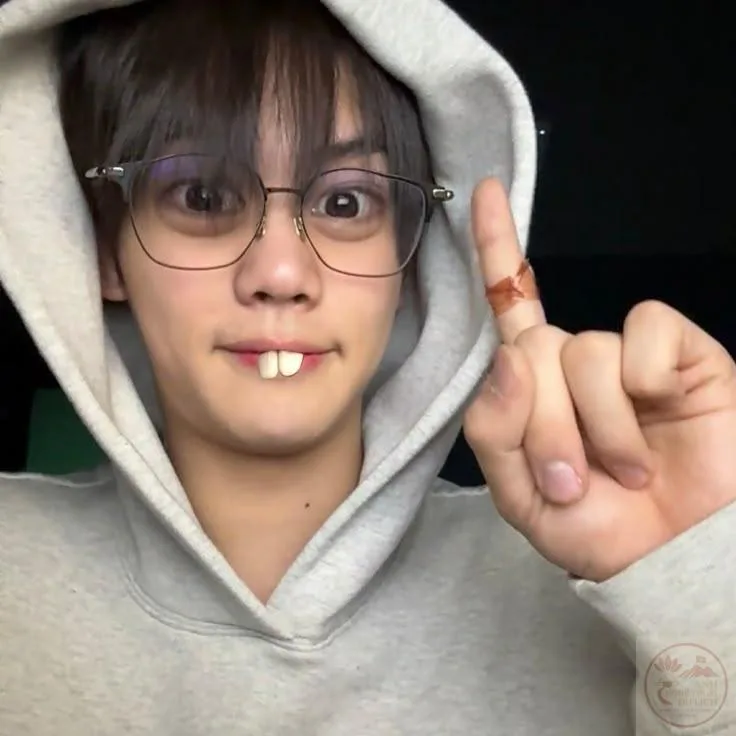 nerd meme guy