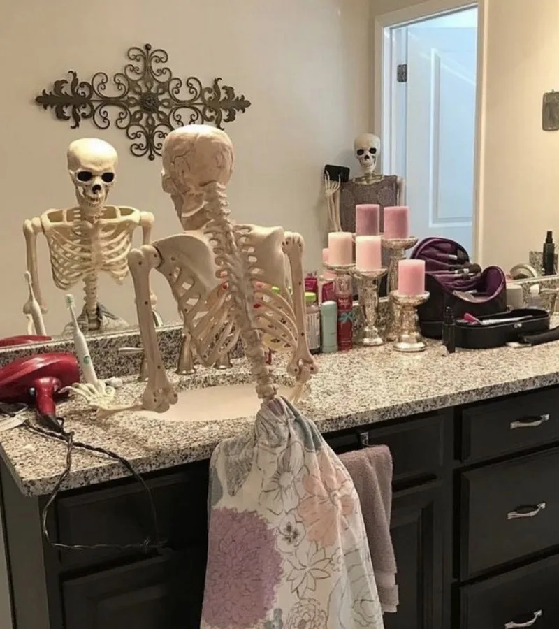 skeleton waiting meme