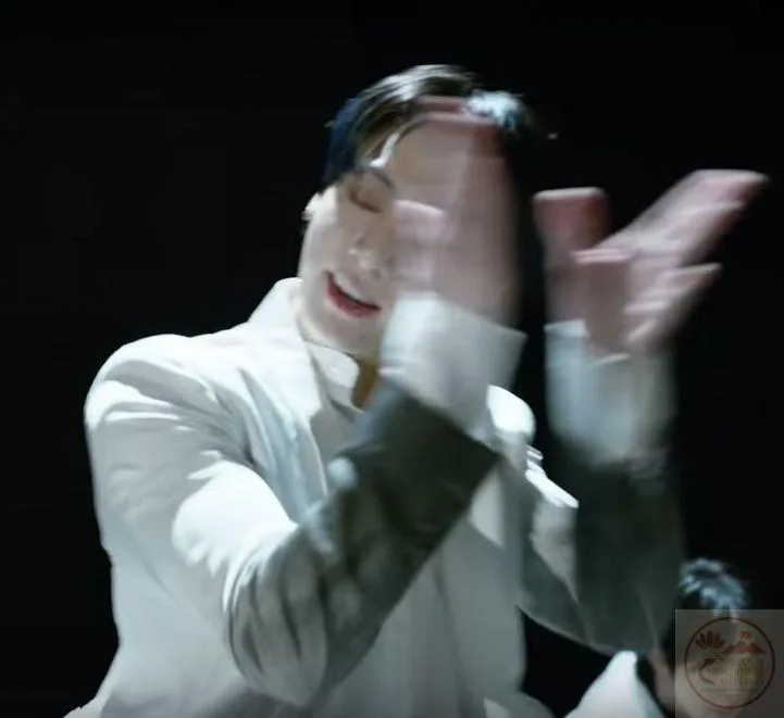 meme wow vỗ tay