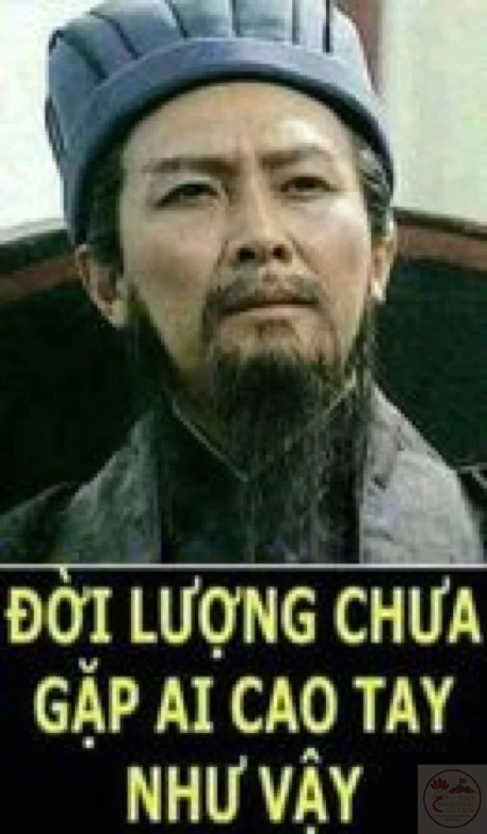 gia cát lượng meme